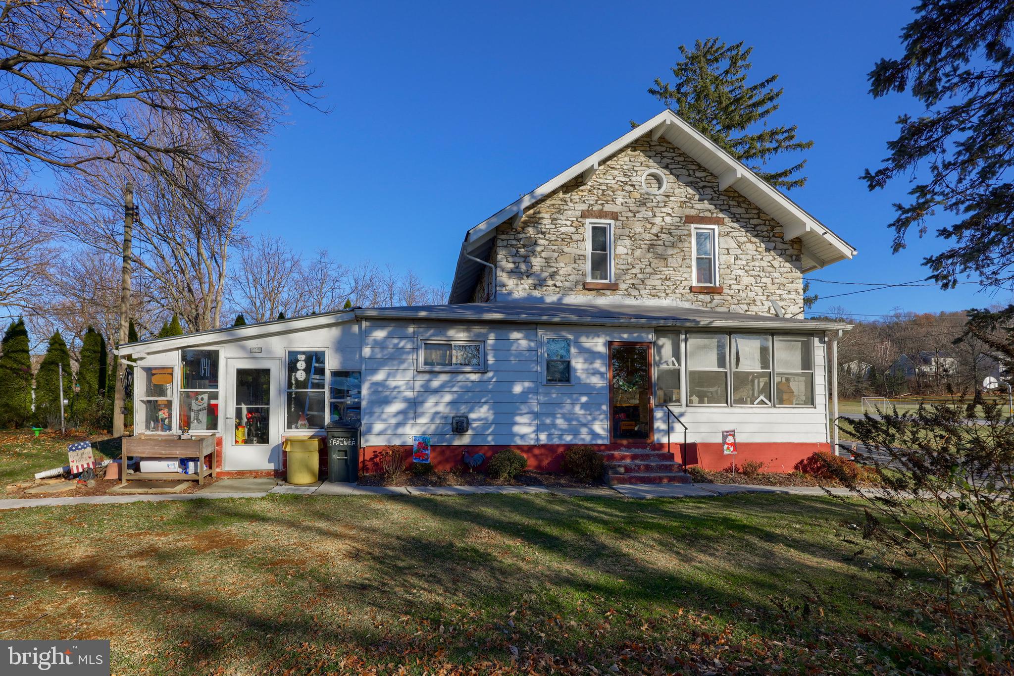2 PALMER STREET