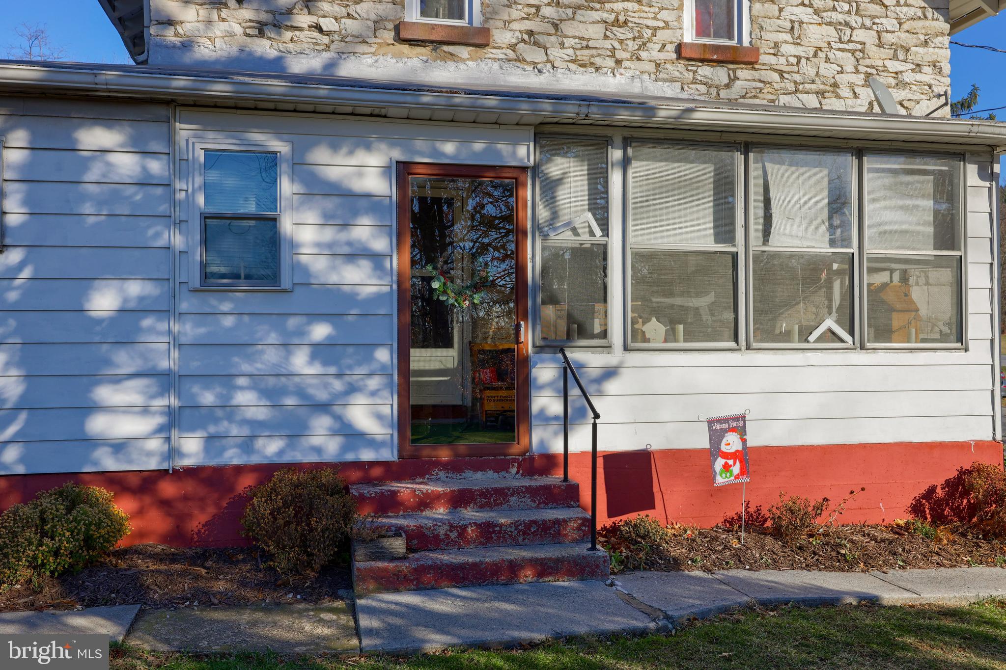 2 PALMER STREET