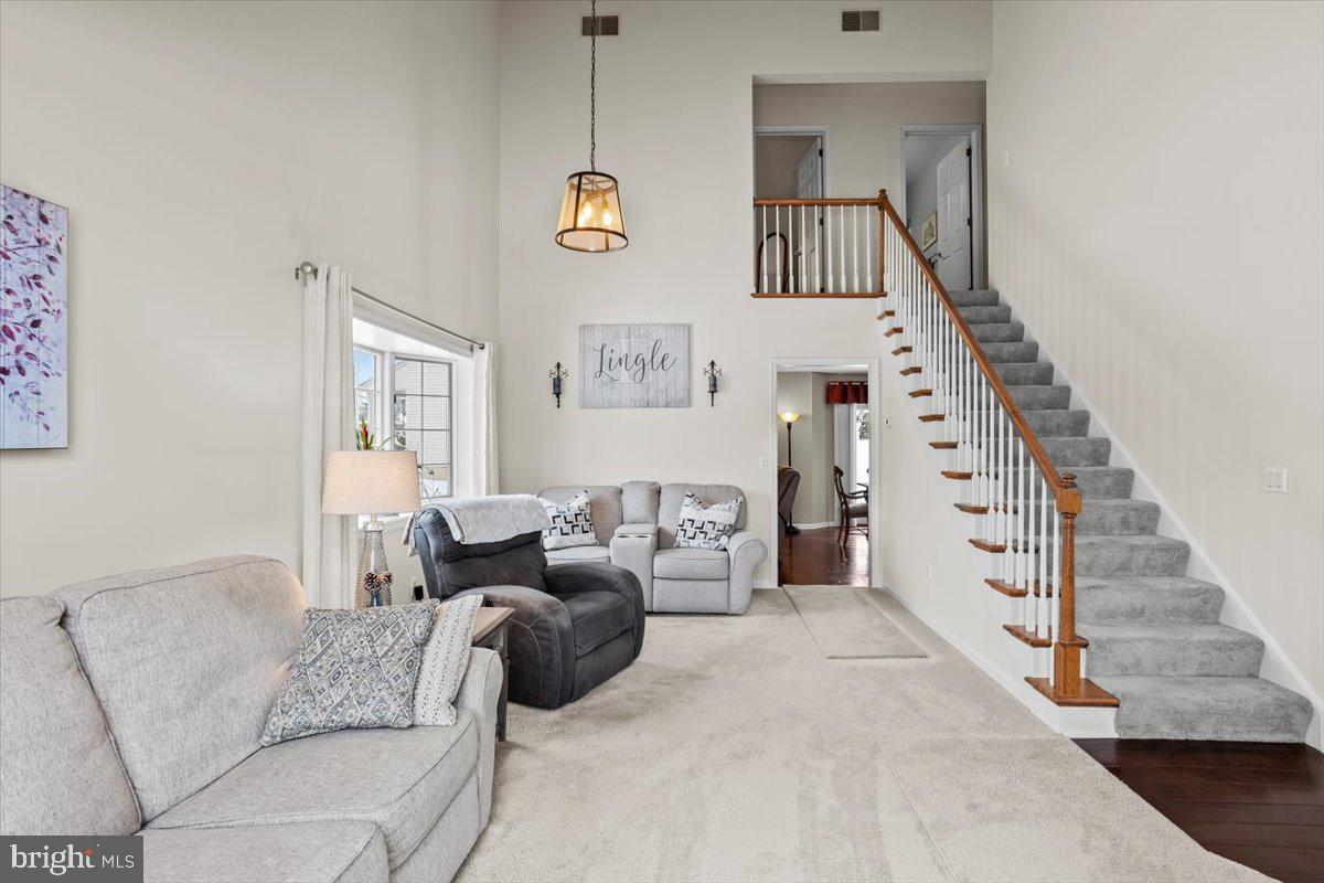 256 WEYMOUTH DRIVE