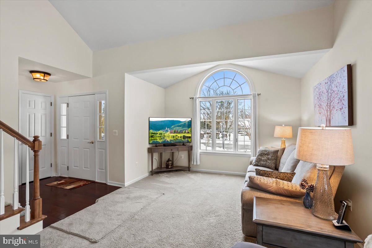 256 WEYMOUTH DRIVE