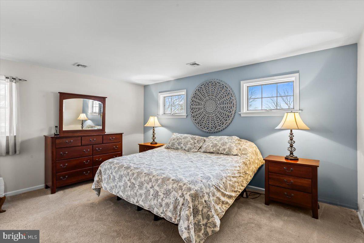 256 WEYMOUTH DRIVE