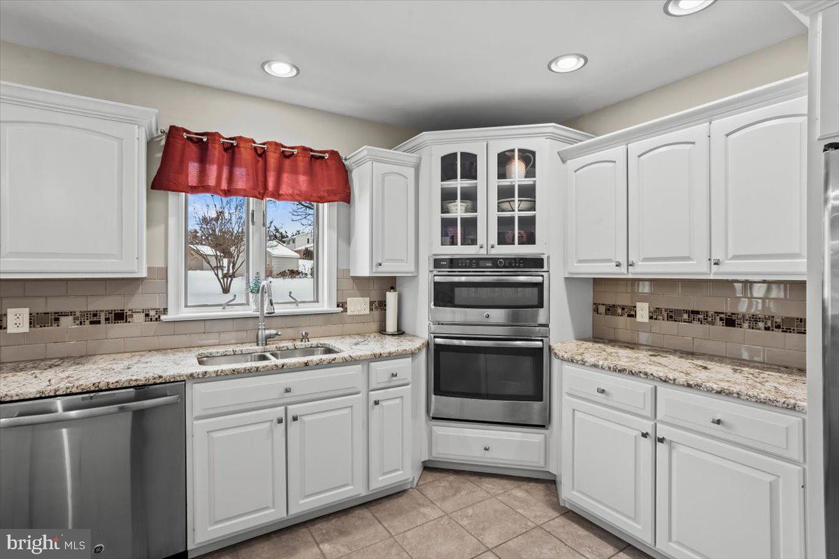 256 WEYMOUTH DRIVE