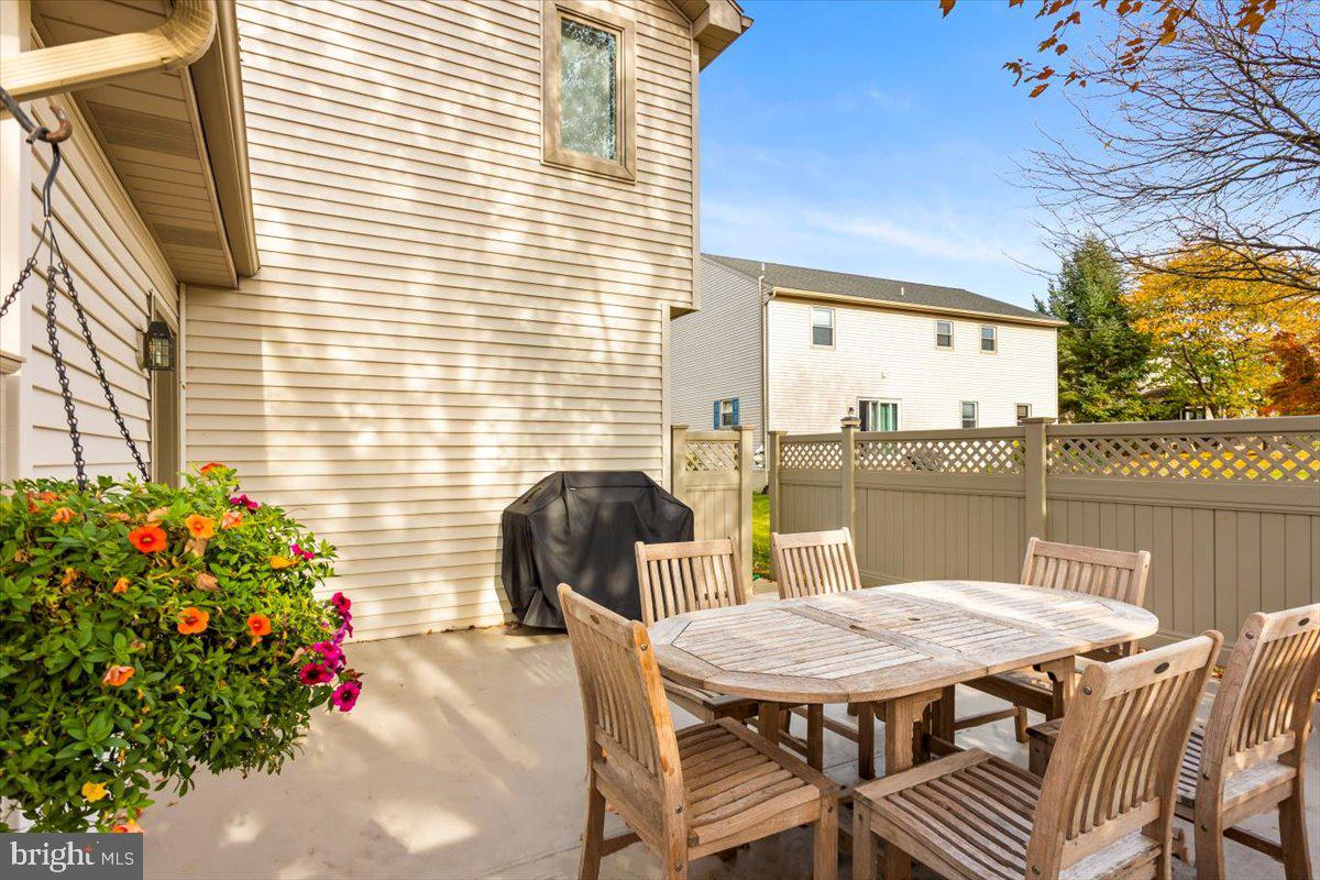 256 WEYMOUTH DRIVE