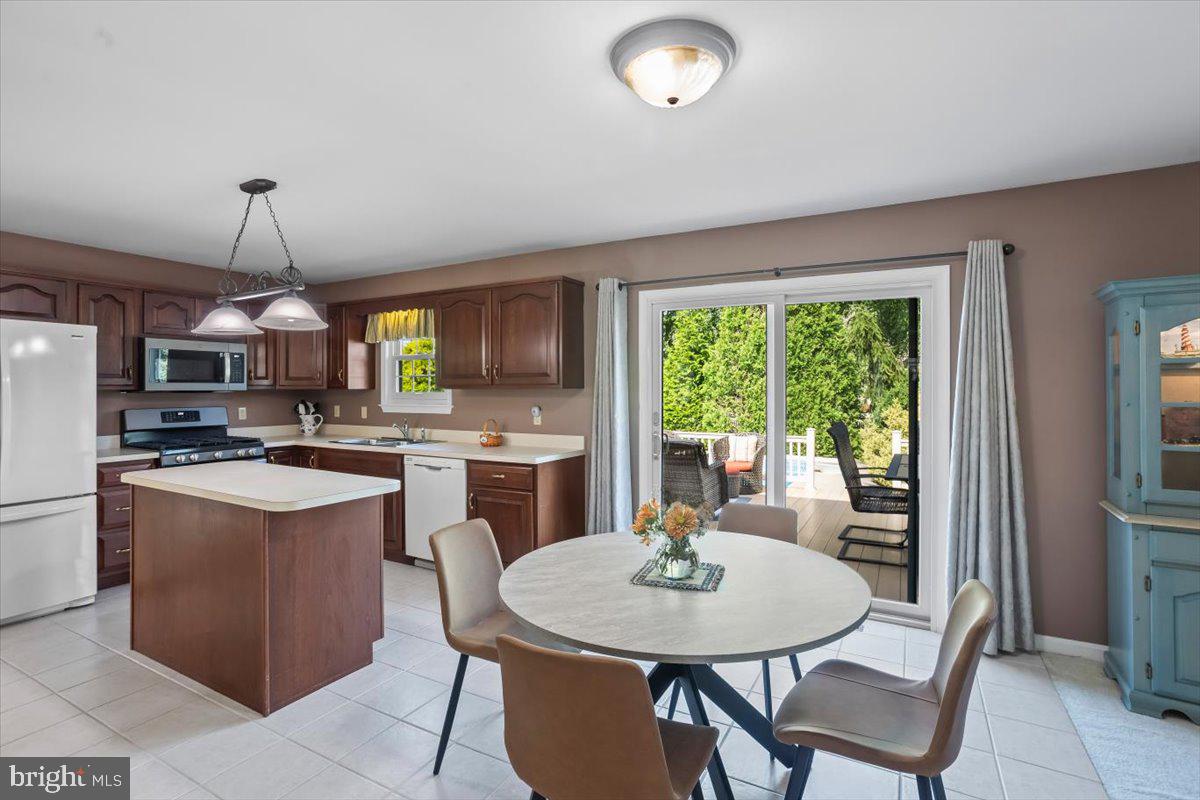 165 ORCHARD HILL DRIVE