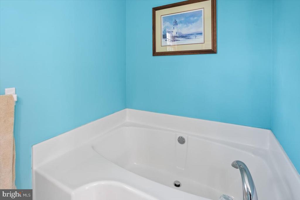 165 ORCHARD HILL DRIVE