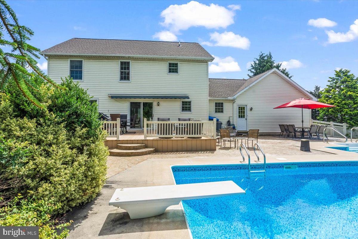 165 ORCHARD HILL DRIVE