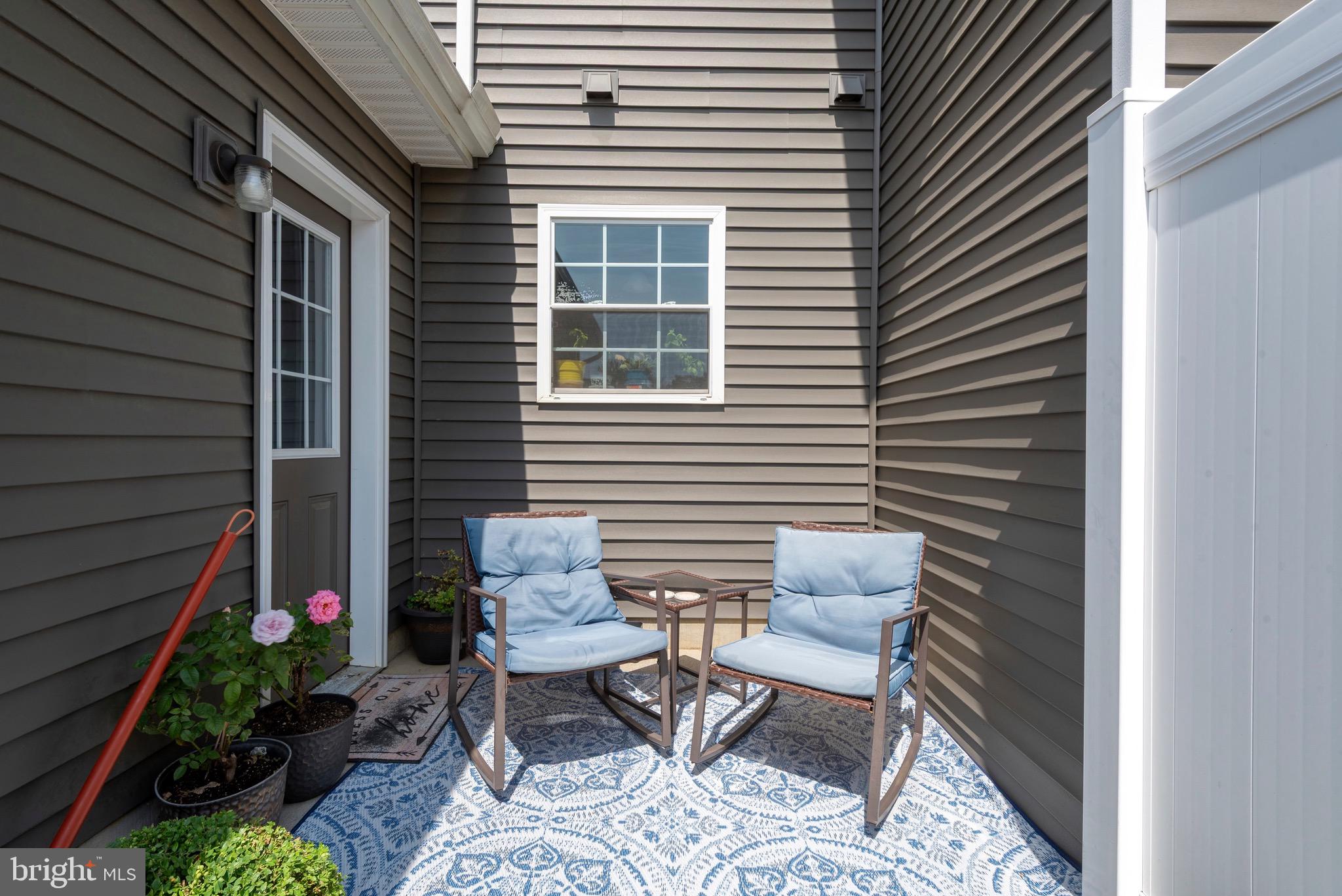 427 SPRINGWOOD DRIVE
