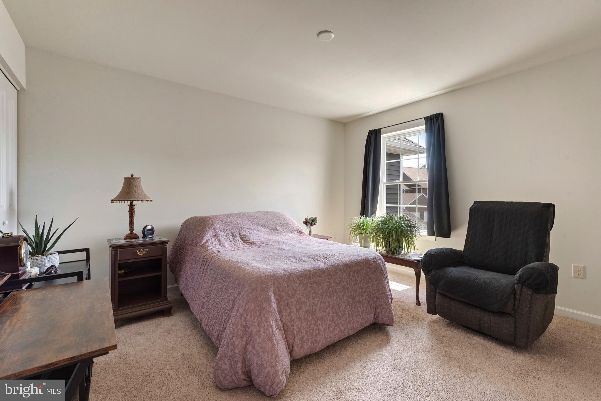 427 SPRINGWOOD DRIVE