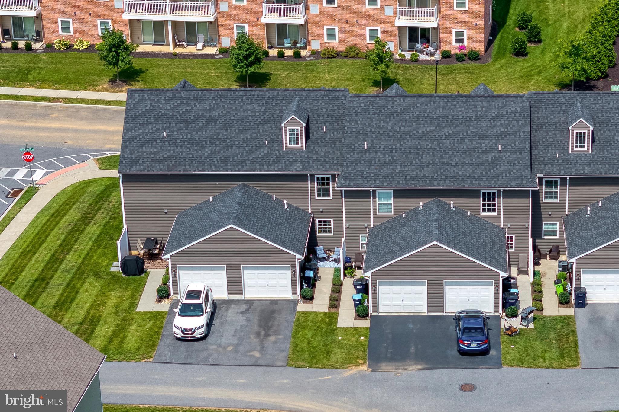427 SPRINGWOOD DRIVE
