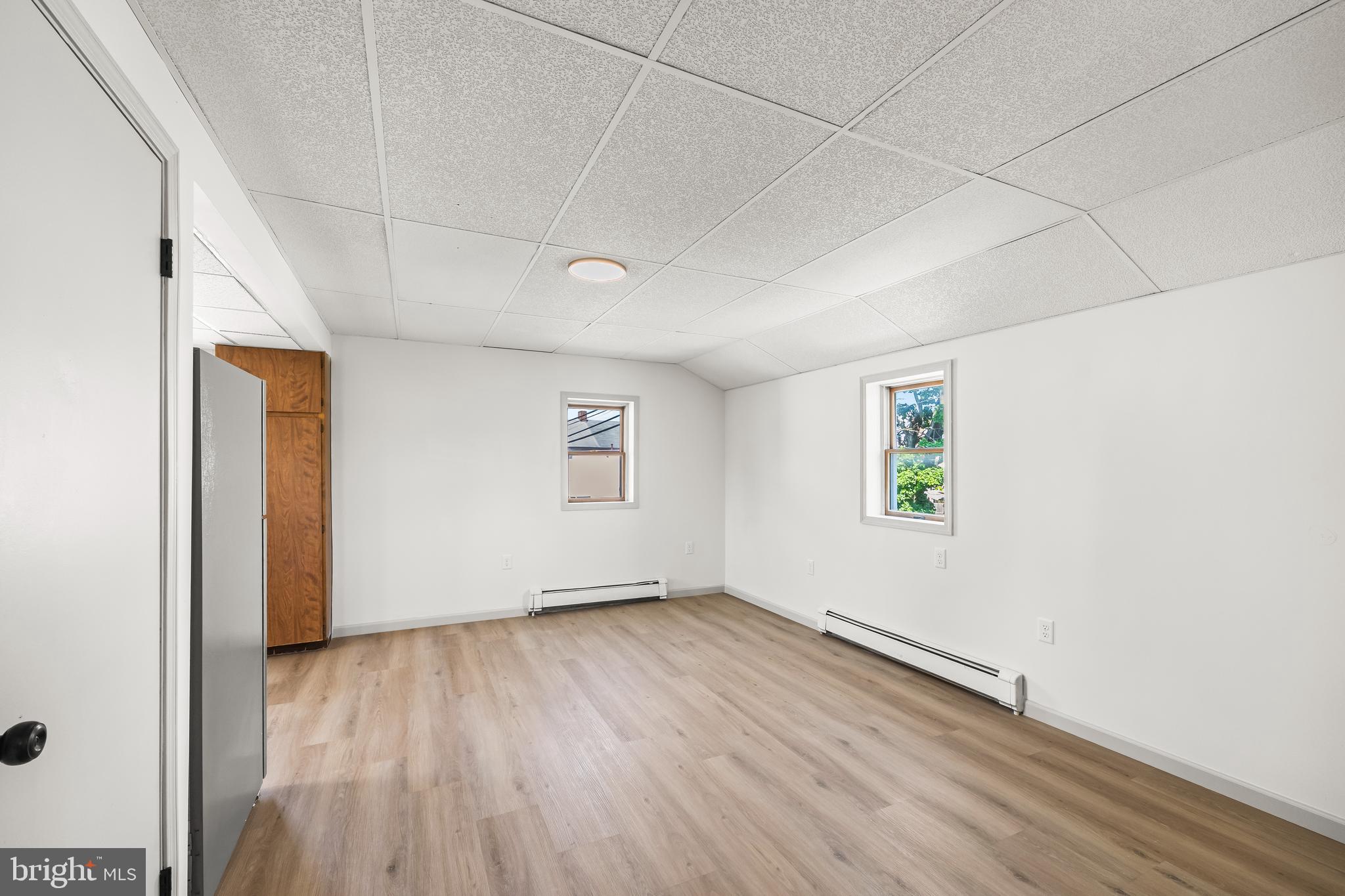 424 SPRING