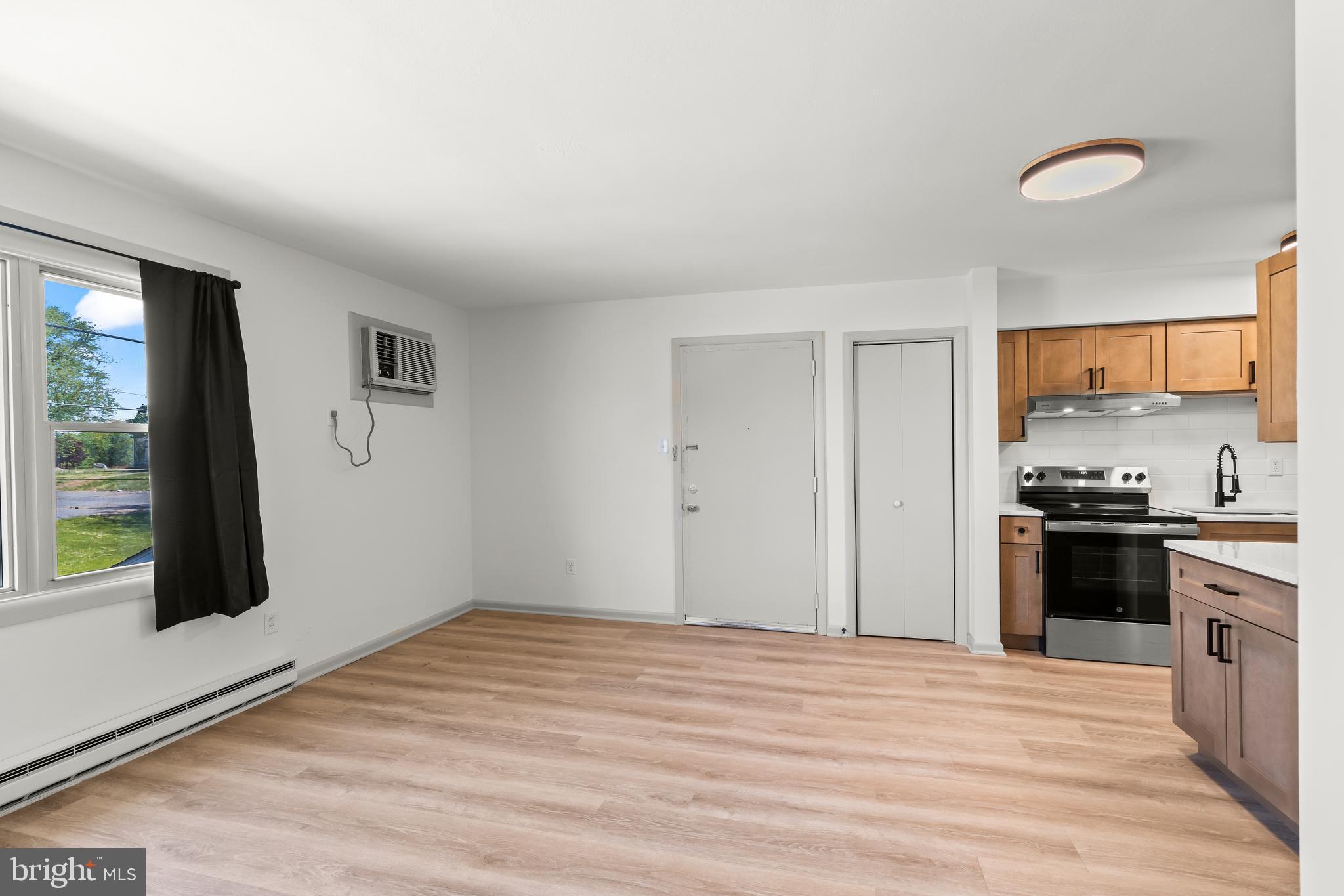1504 WALNUT STREET APT. D