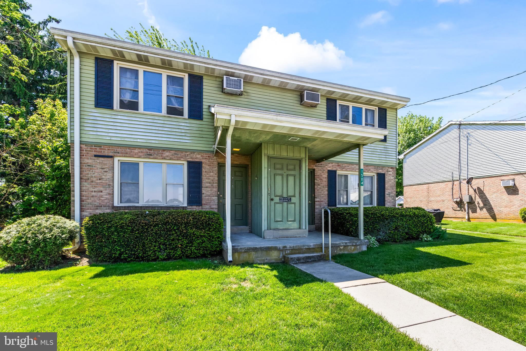 1504 WALNUT STREET APT. D