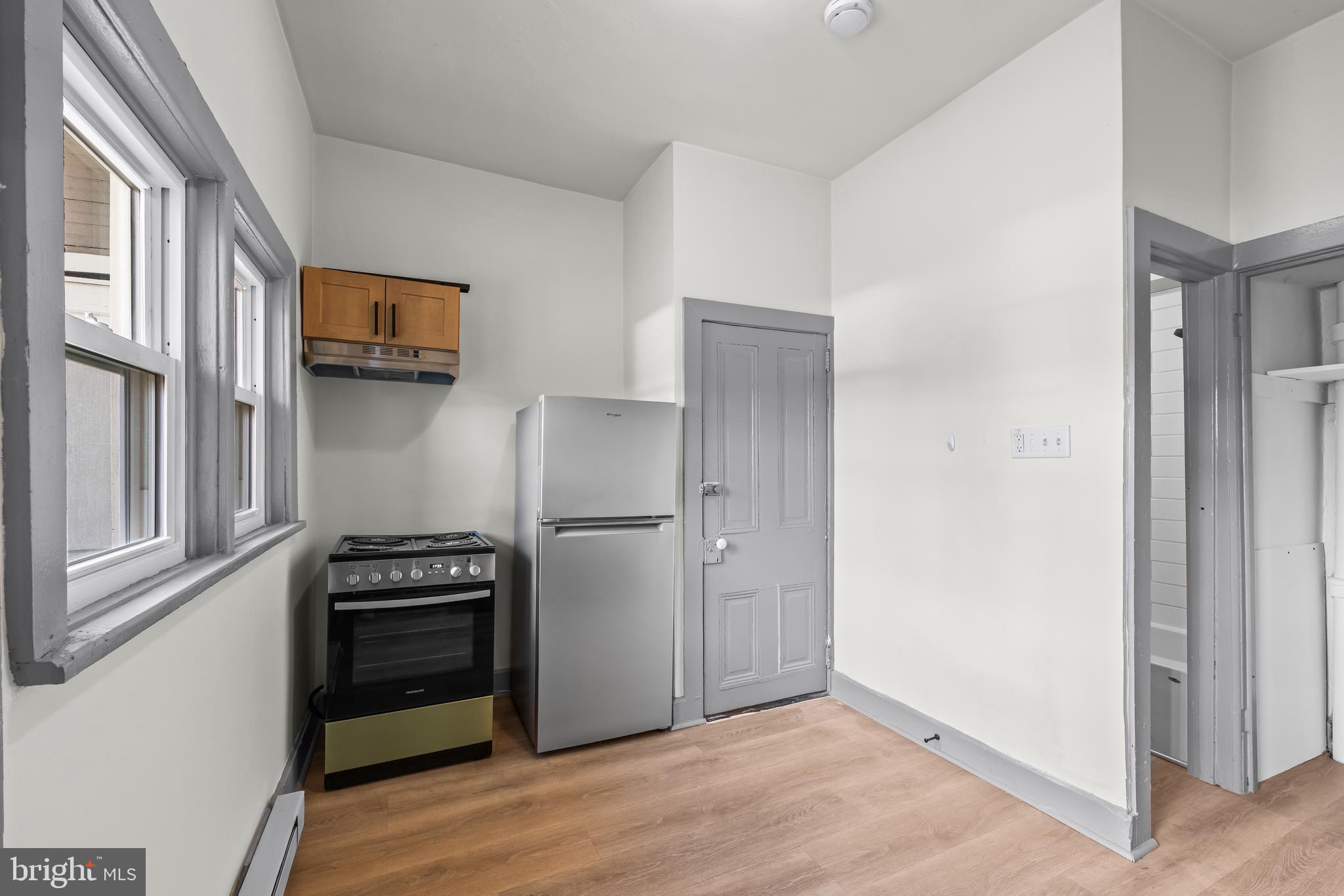 531 WALTON STREET APT. 4