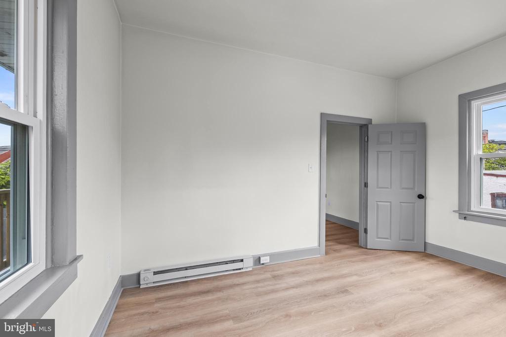 531 WALTON STREET APT. 4