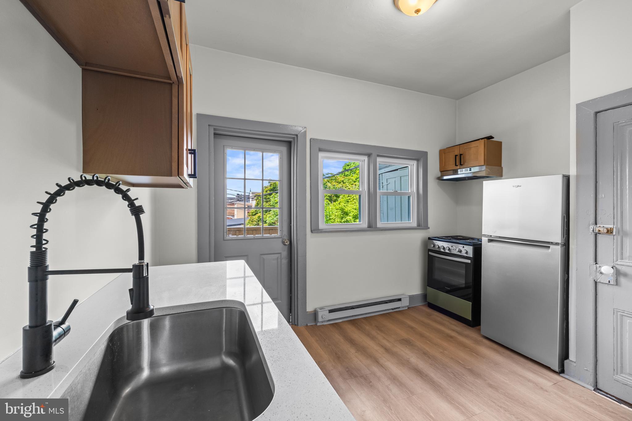 531 WALTON STREET APT. 4