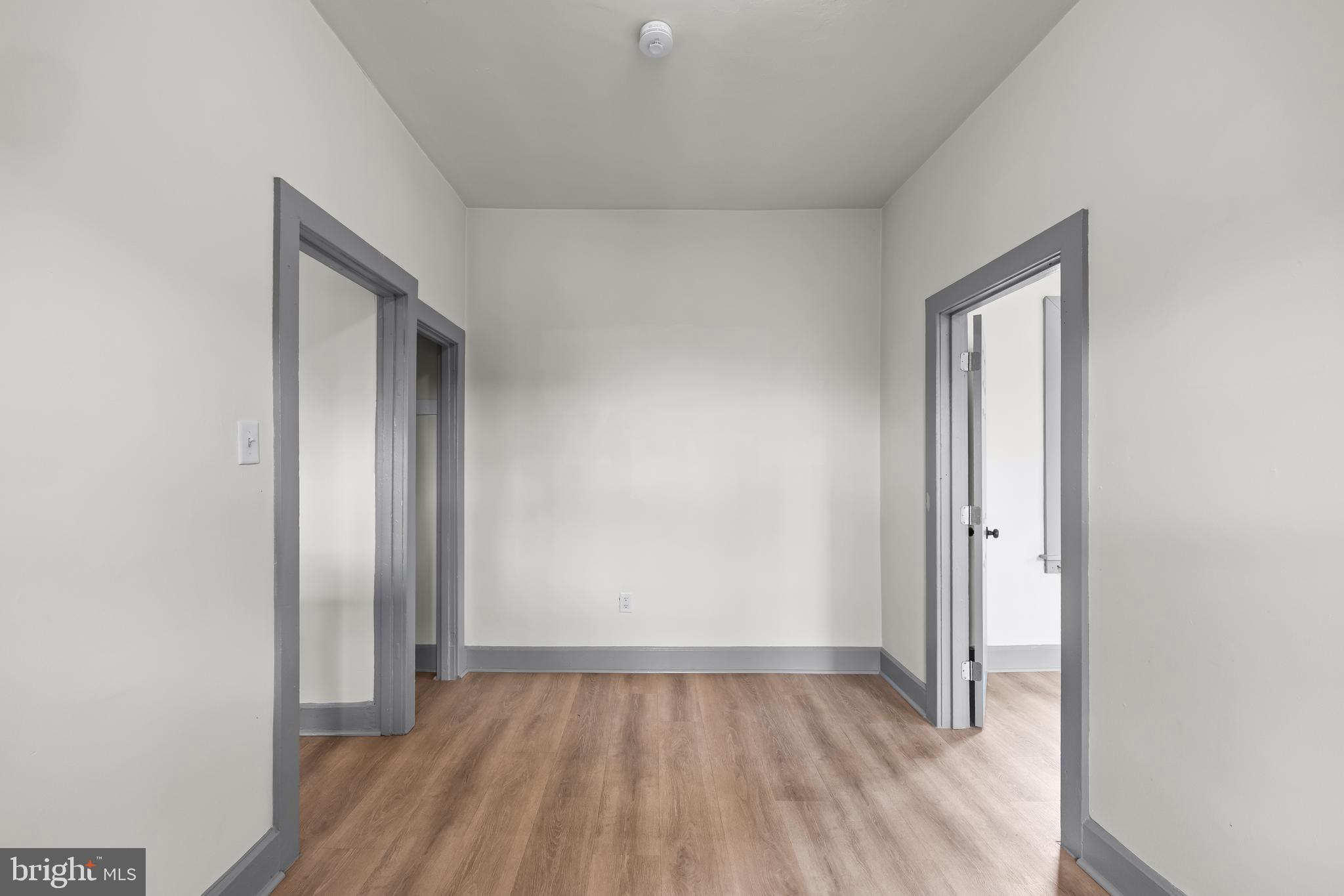 531 WALTON STREET APT. 4