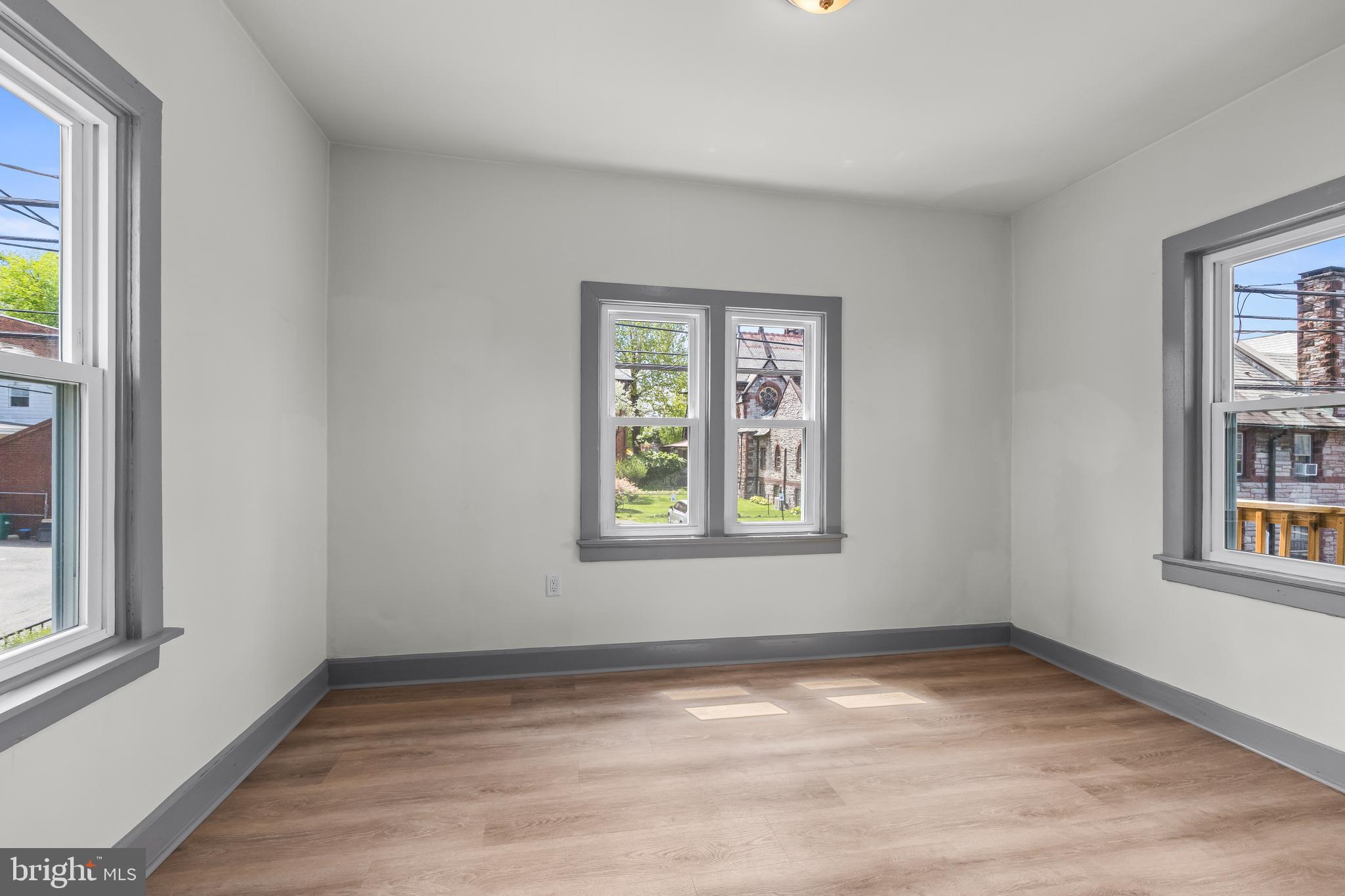 531 WALTON STREET APT. 4