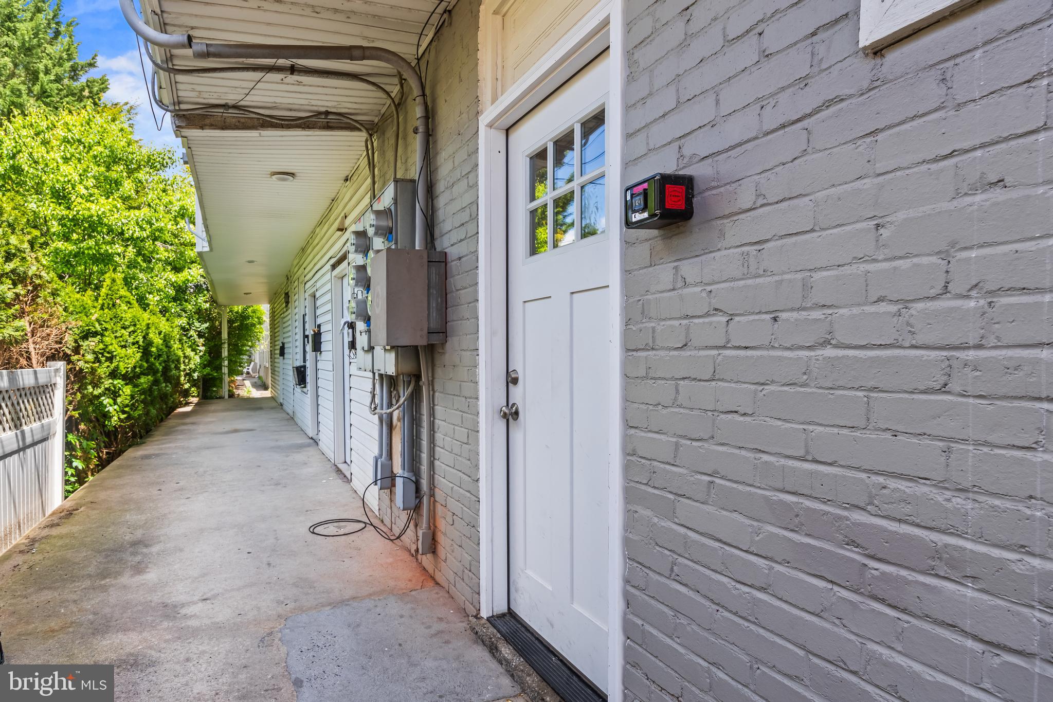 531 WALTON STREET APT. 4