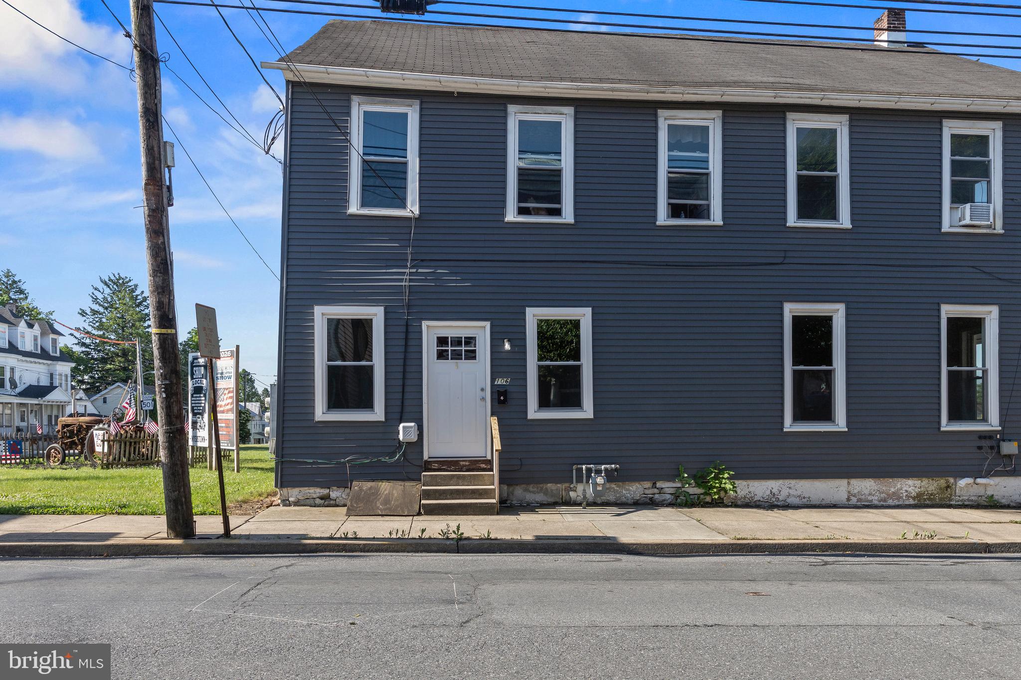 106 W MAIN AVENUE 4