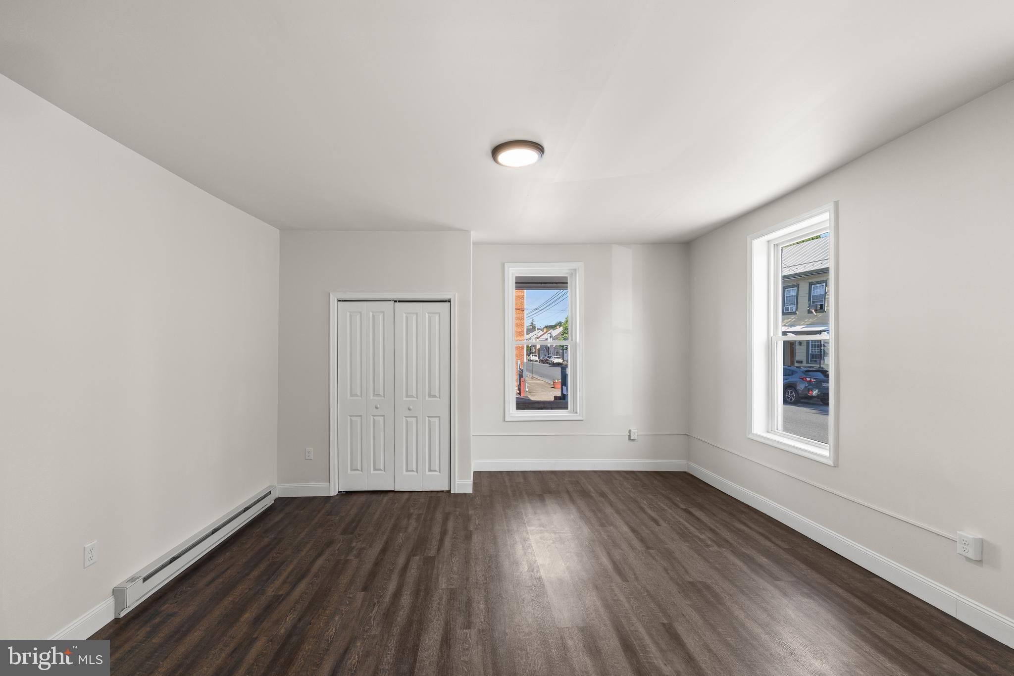 106 W MAIN AVENUE 4
