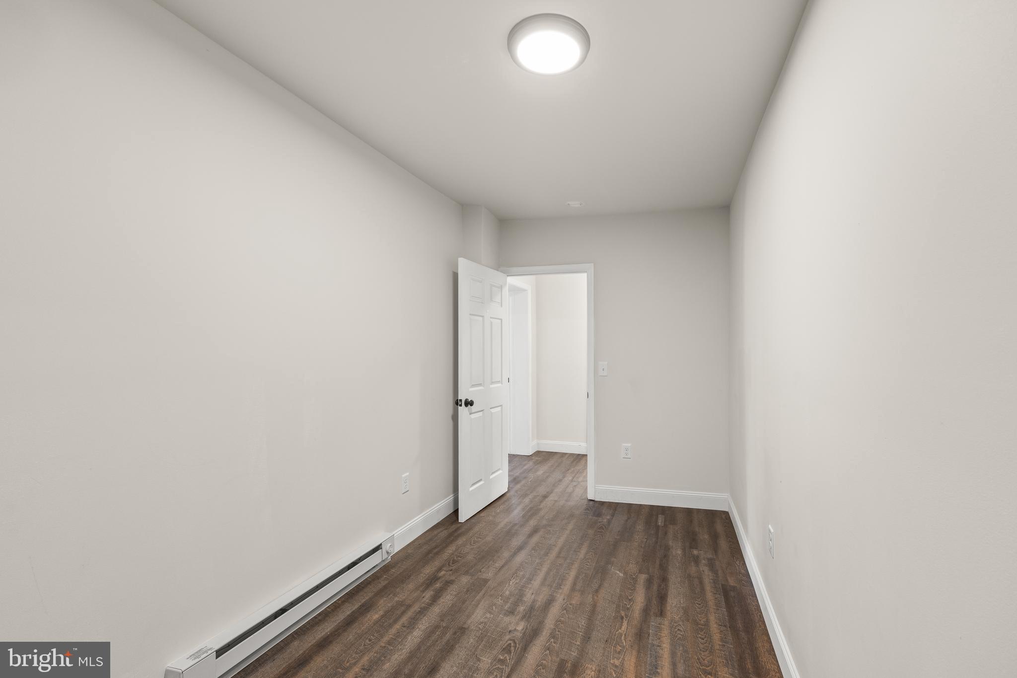 106 W MAIN AVENUE 4