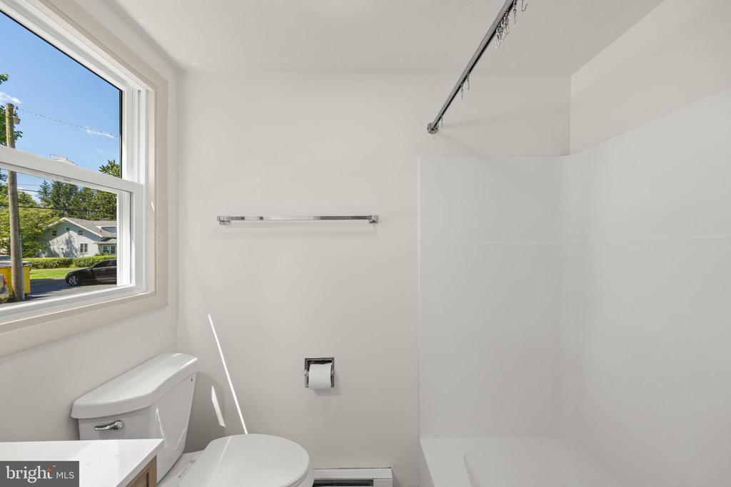 1504 WALNUT STREET Unit: APT. A