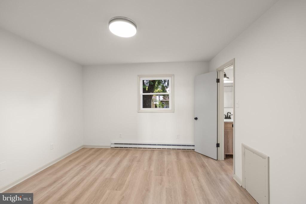 1504 WALNUT STREET Unit: APT. A