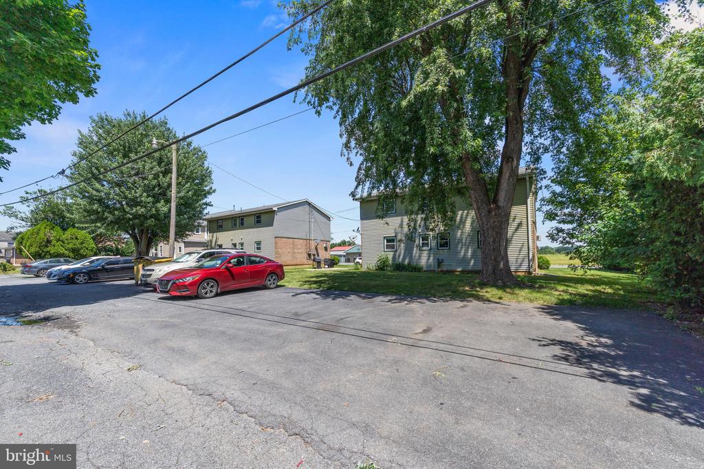 1504 WALNUT STREET Unit: APT. A