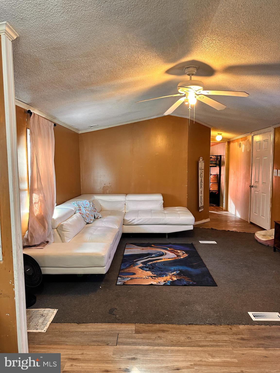 185 PARADISE PARK