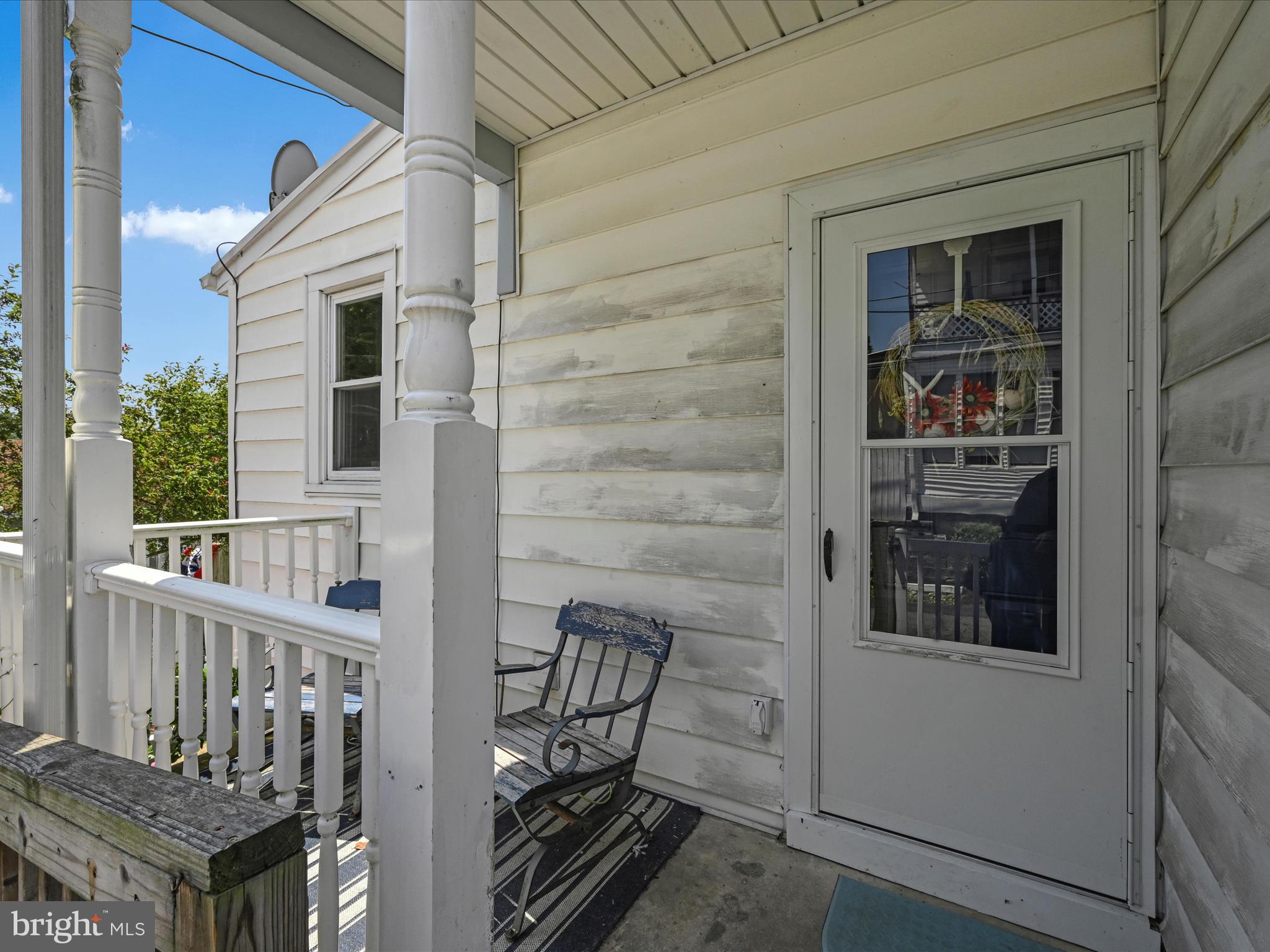 122 E MARKET STREET