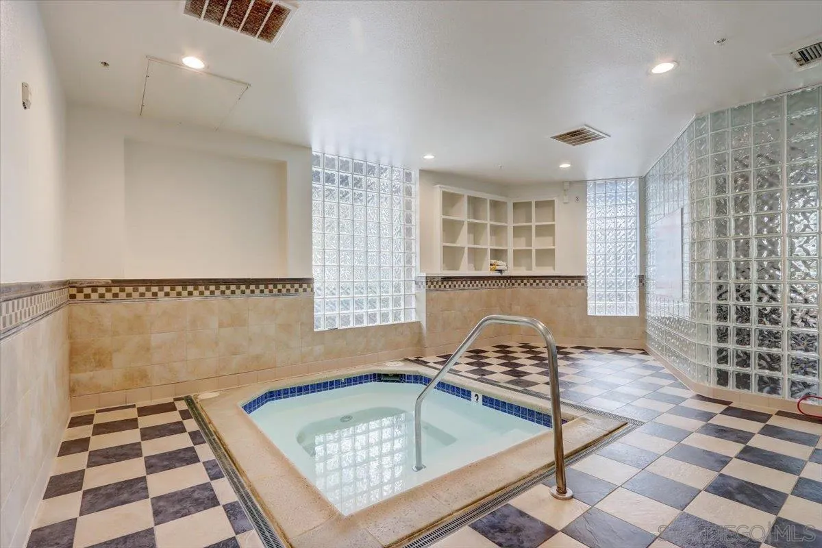1480 Broadway Unit 2320