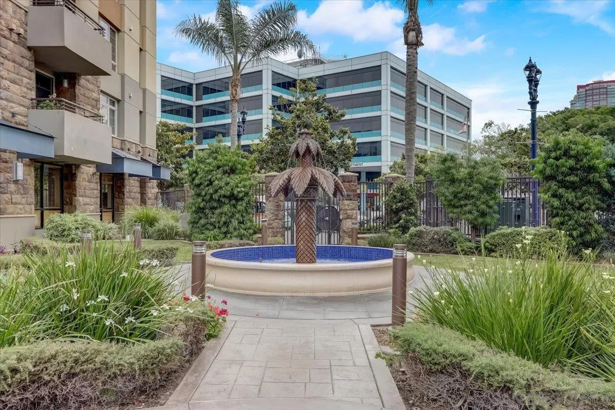 1480 Broadway Unit 2320