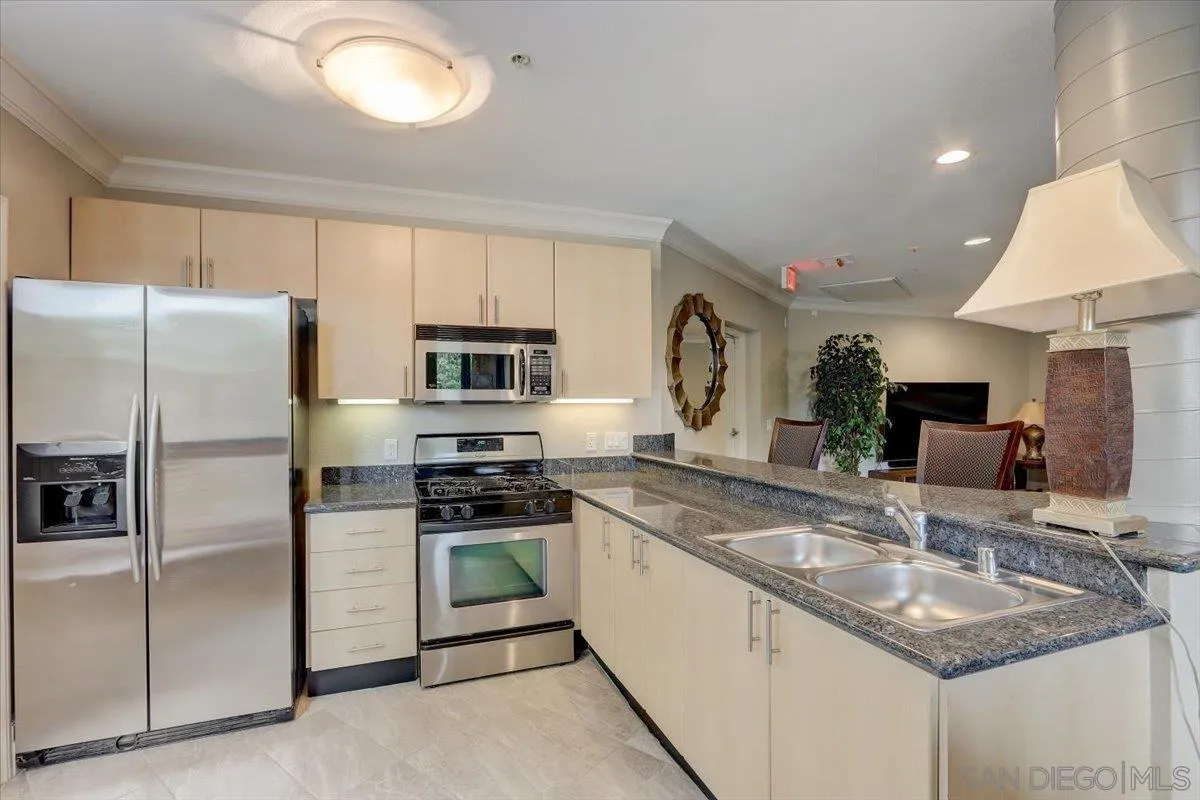 1480 Broadway Unit 2320