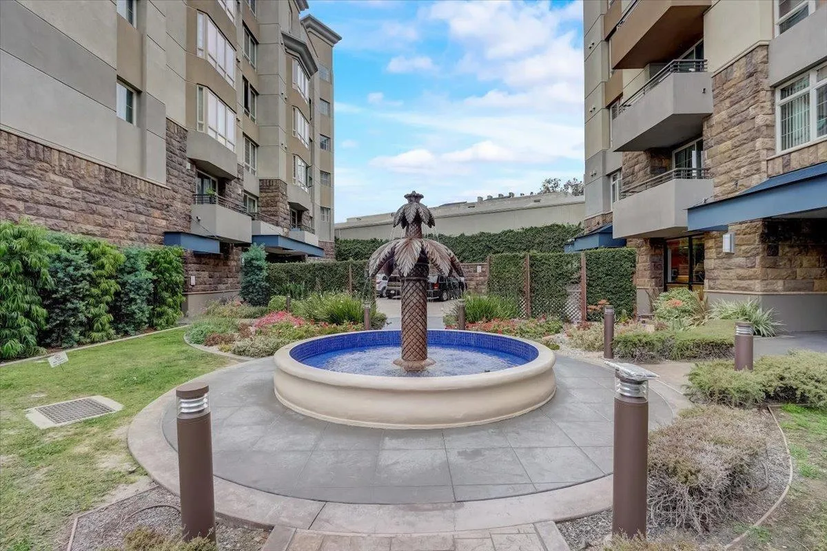 1480 Broadway Unit 2320
