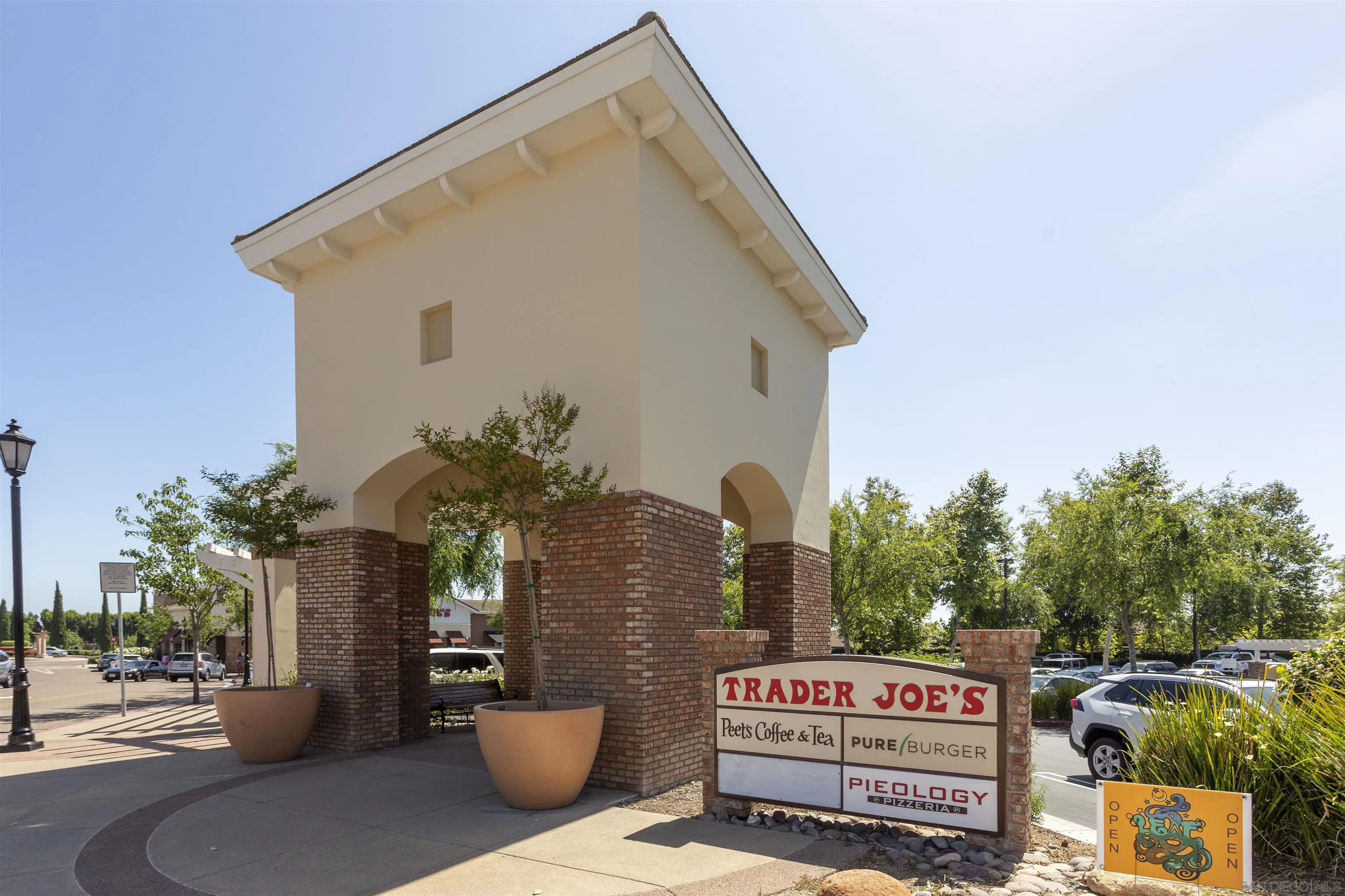 2930 Rancho Cortes