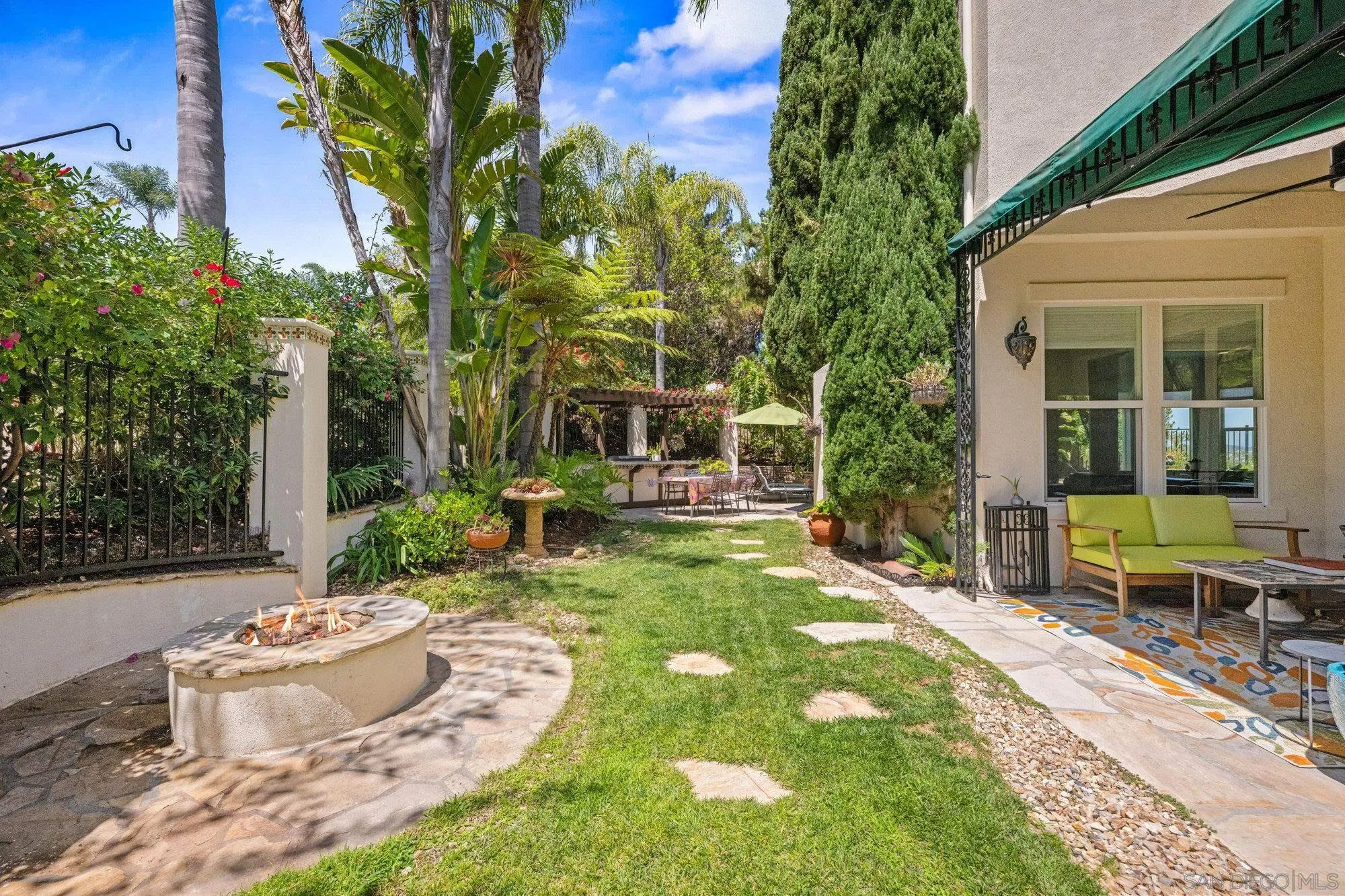 2930 Rancho Cortes