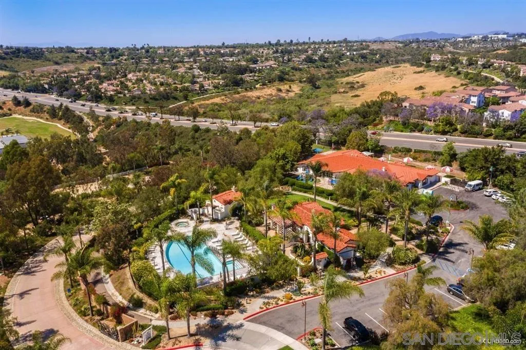 6008 Paseo Salinero
