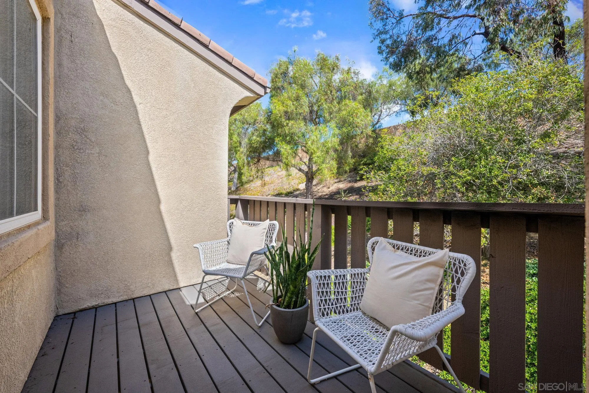 6008 Paseo Salinero