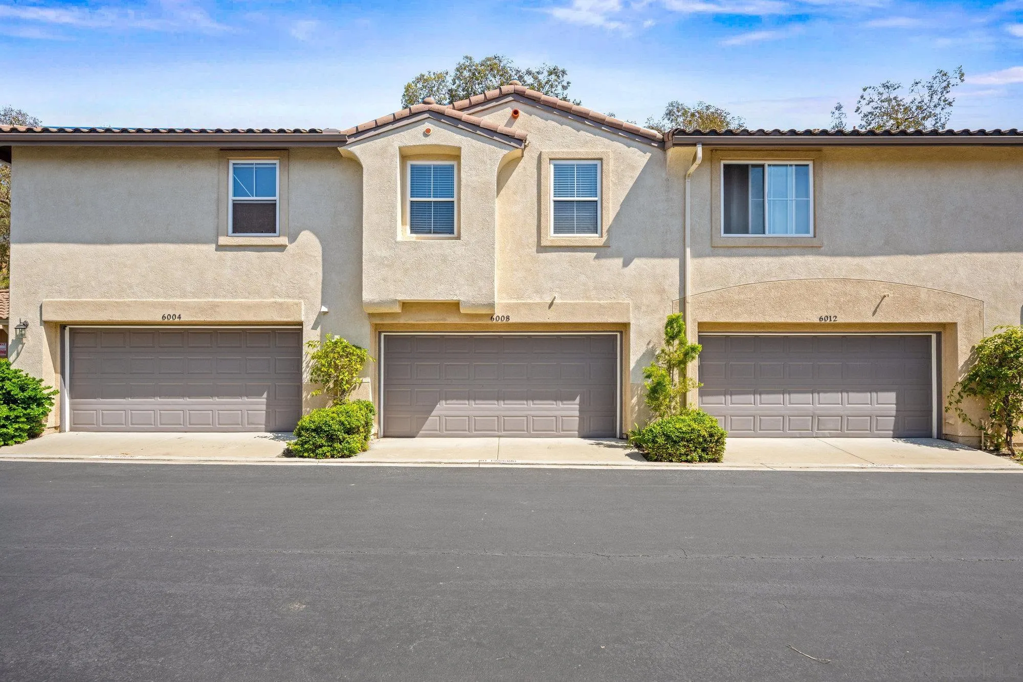 6008 Paseo Salinero