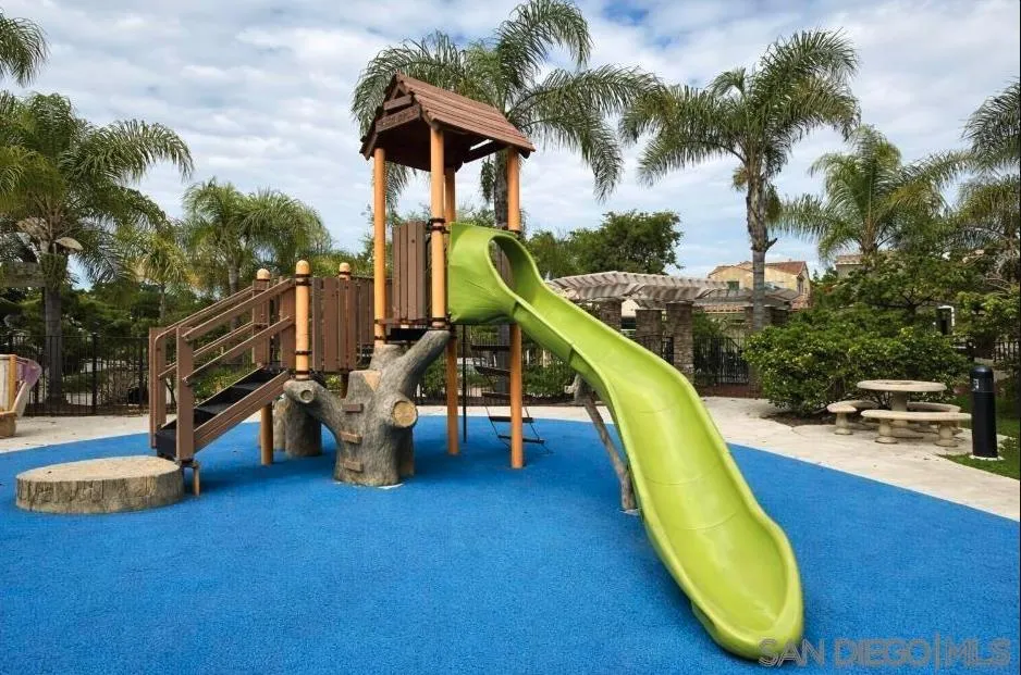 1132 Cherry Tree Lane