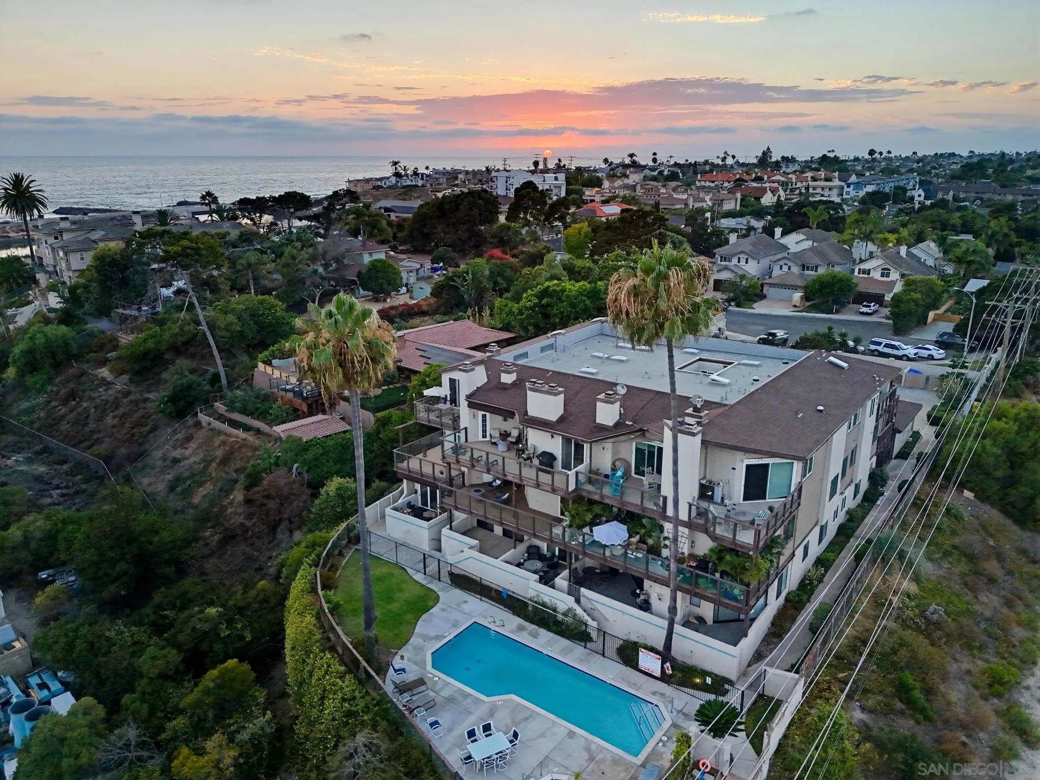 331 Olive Unit 202