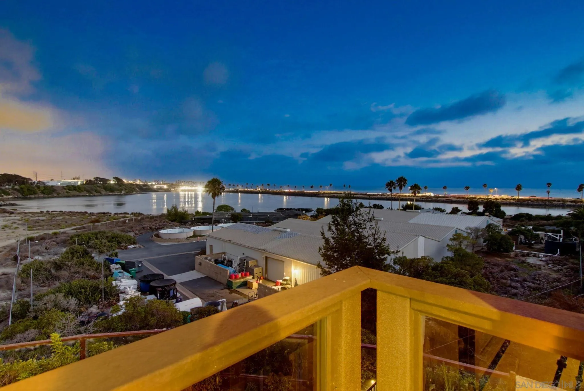 331 Olive Unit 202