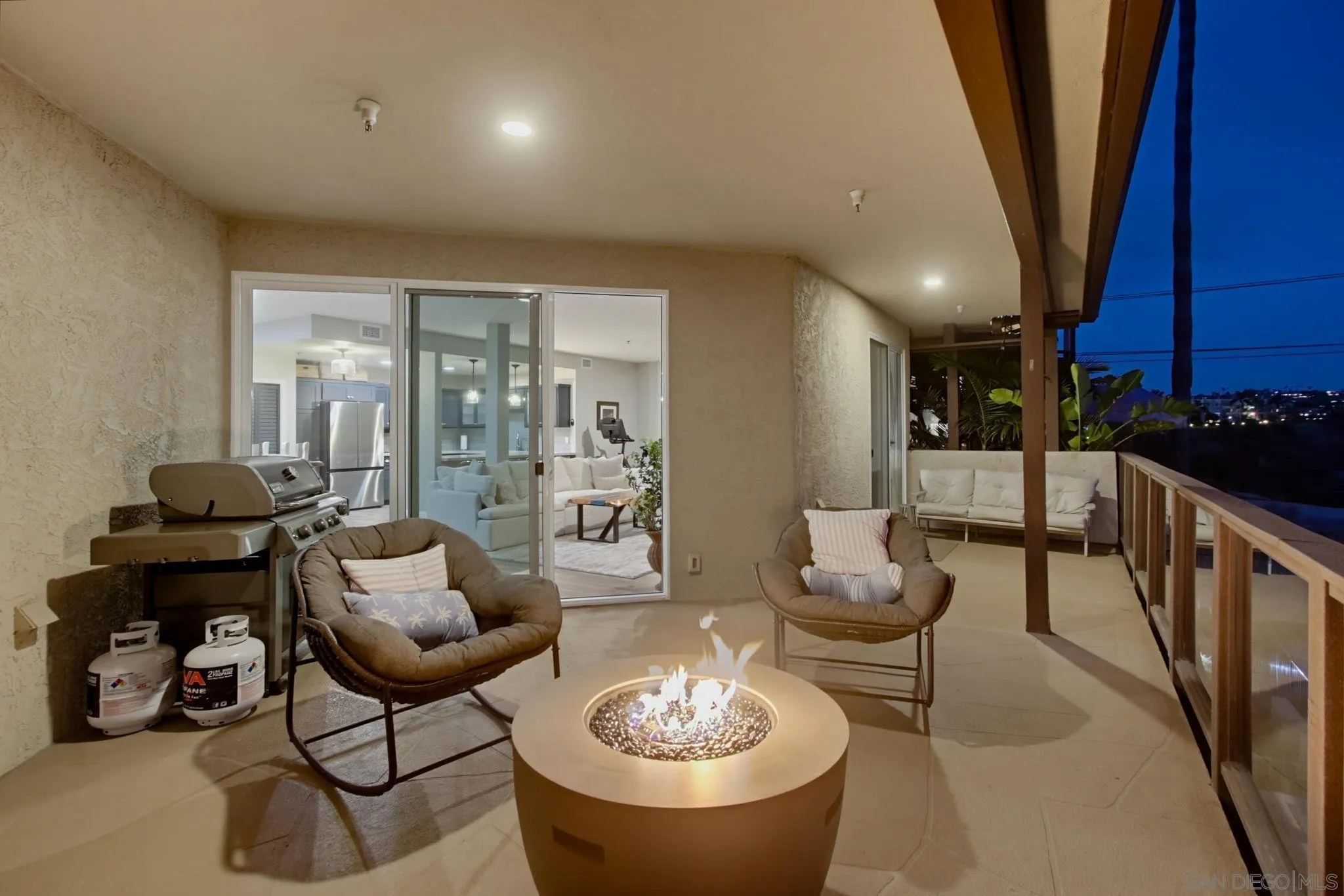 331 Olive Unit 202