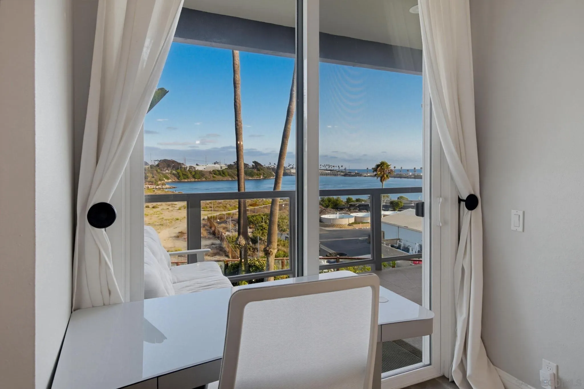 331 Olive Unit 202