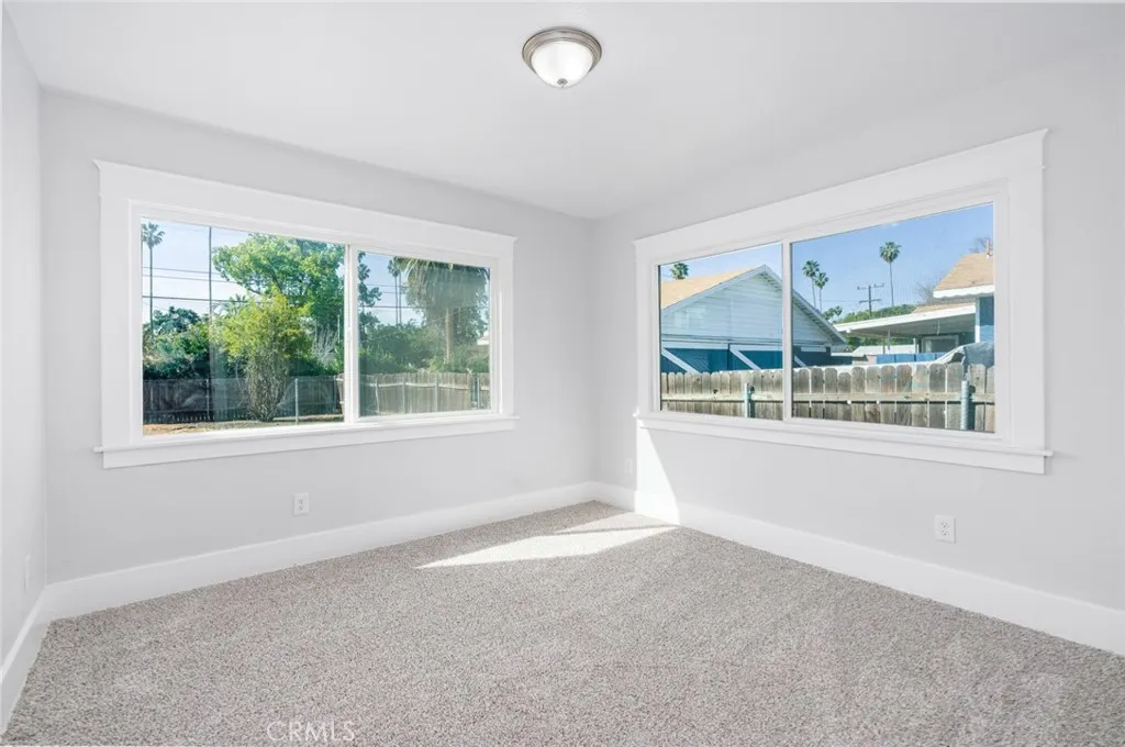 339 W 19th Street