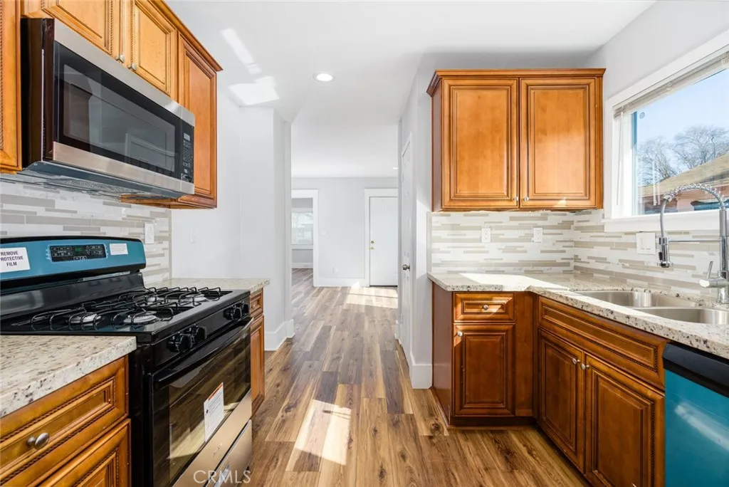 339 W 19th Street