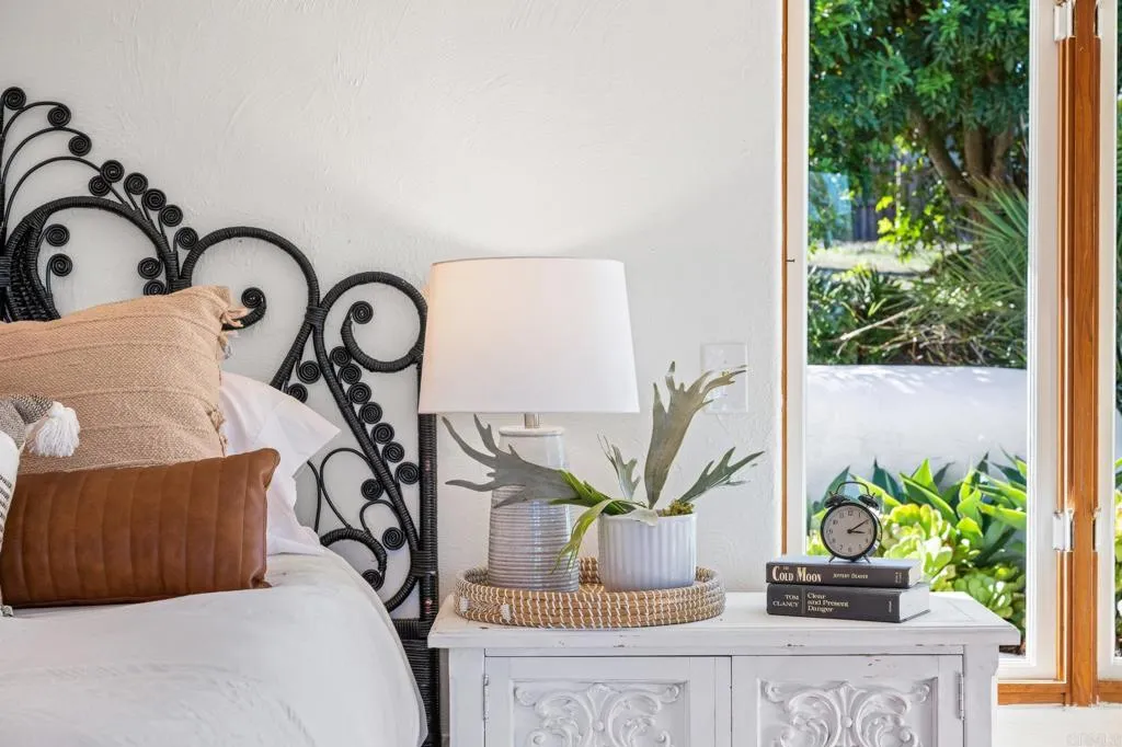 476 Mar Vista Drive
