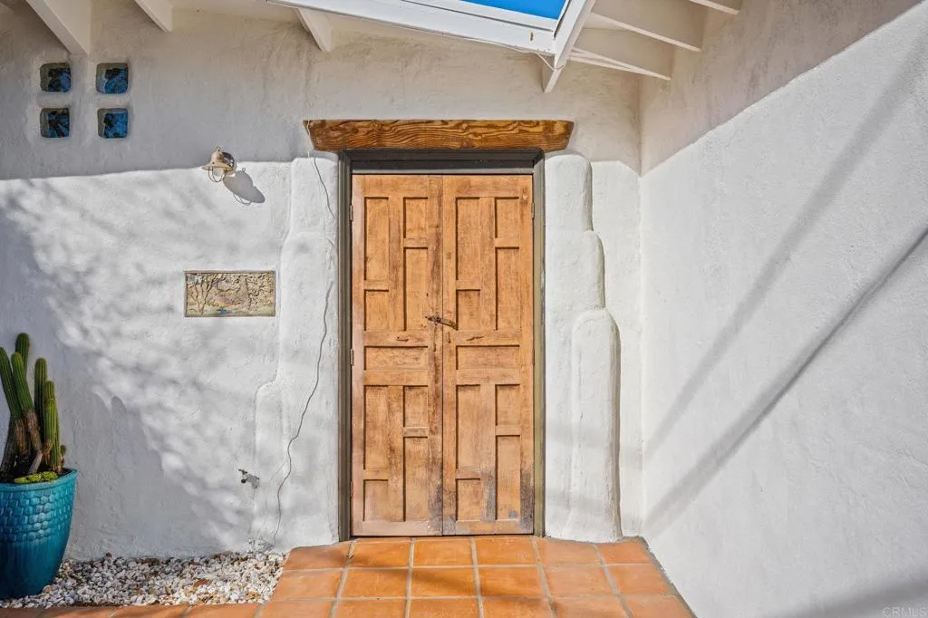 476 Mar Vista Drive