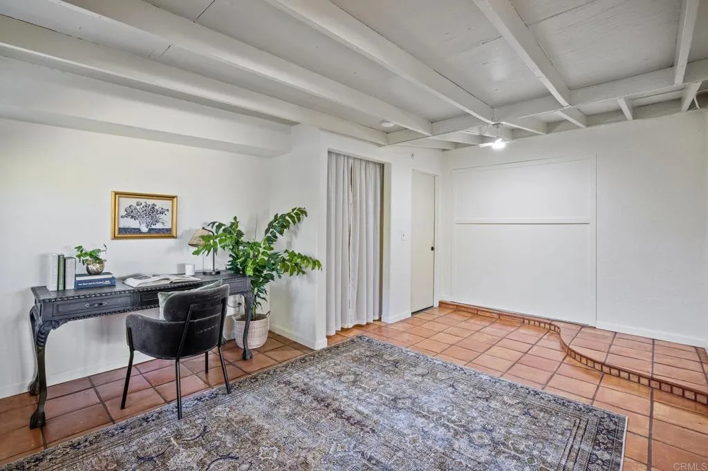 476 Mar Vista Drive