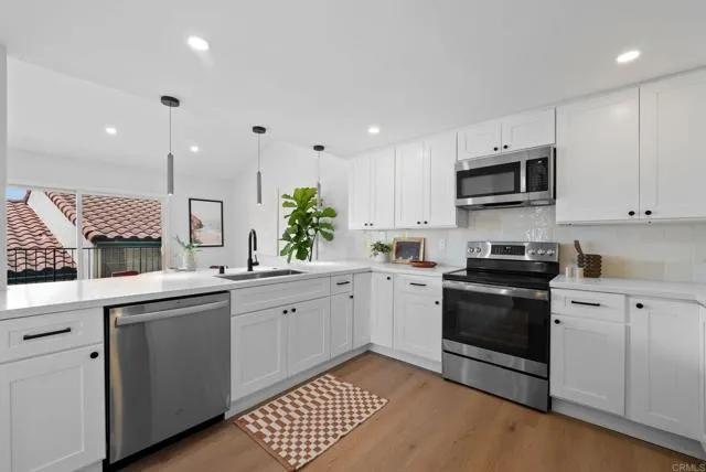 2347 Caringa Way Unit 4